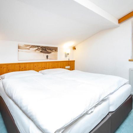 Bed and Breakfast Haus Christaldo Санкт-Антон-ам-Арльберг Экстерьер фото