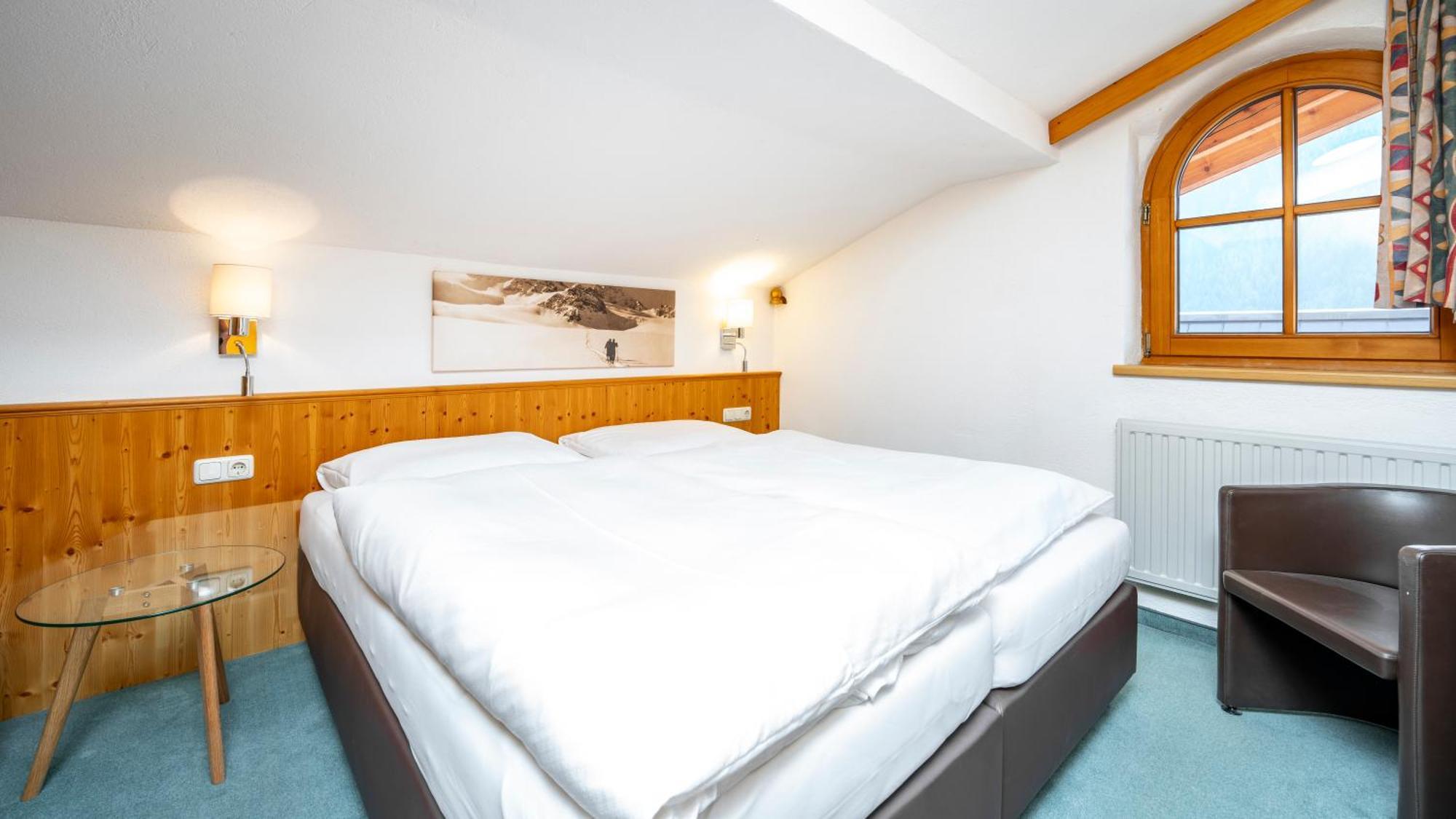 Bed and Breakfast Haus Christaldo Санкт-Антон-ам-Арльберг Экстерьер фото